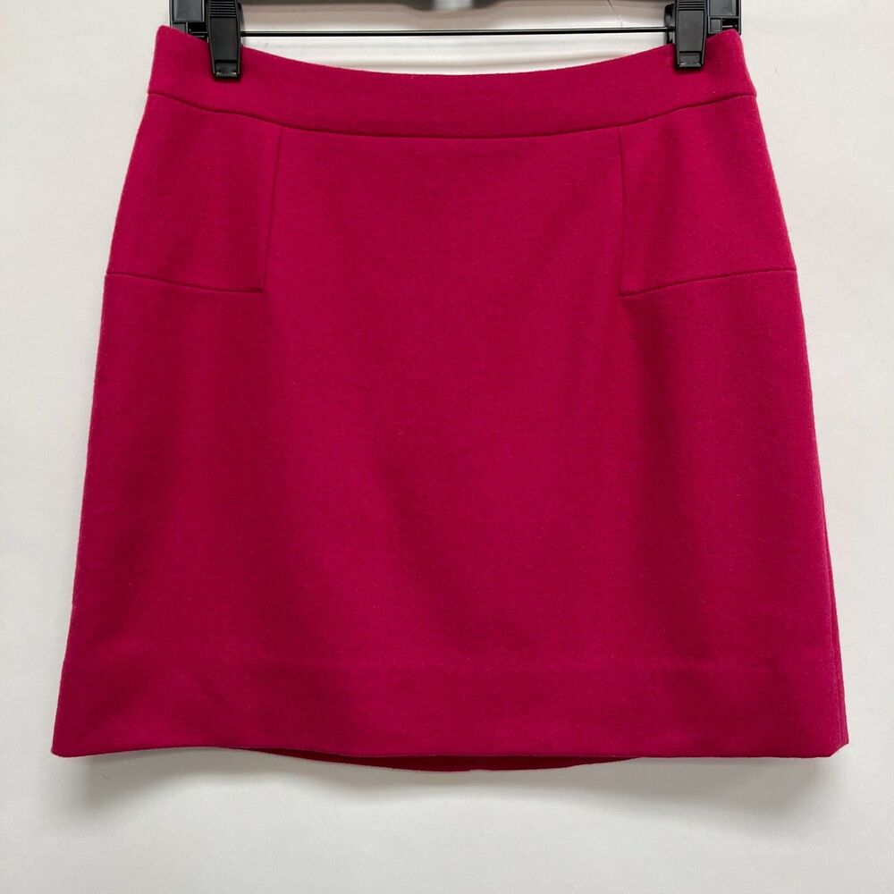 J. Crew Women's Short Pencil Skirt Size 6 Pink‎ Wool Blend
